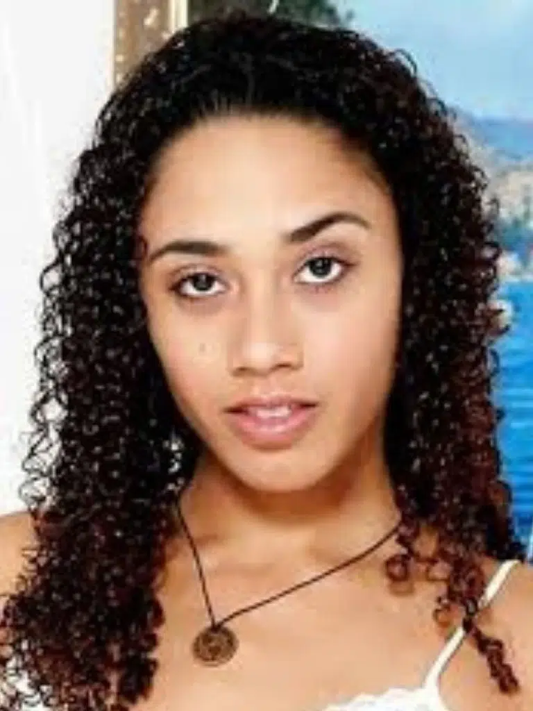 Mimi Allen Biography: Wiki, Age, Career, Height, Weight, Husband, Net Worth & More